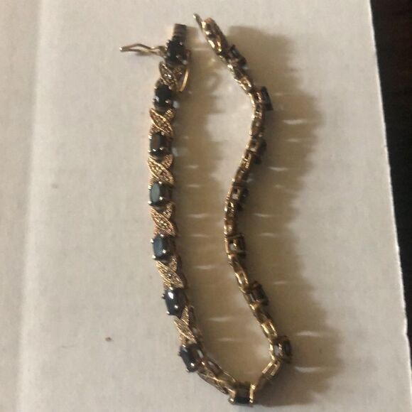 VNT Sterling Onyx Stunning Bracelet 8” Long - Picture 1 of 7
